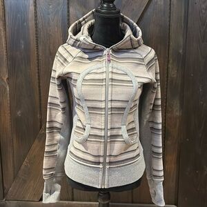 Lululemon scuba striped soft size 6 full zip hoodie
